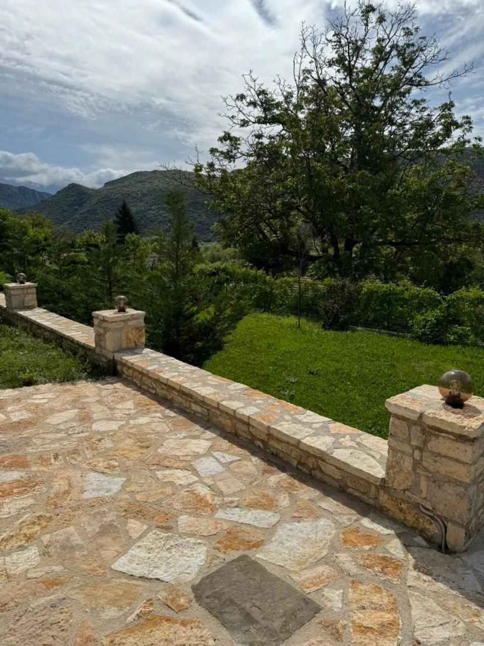 Apartment Ekali Stone House Kalentzi